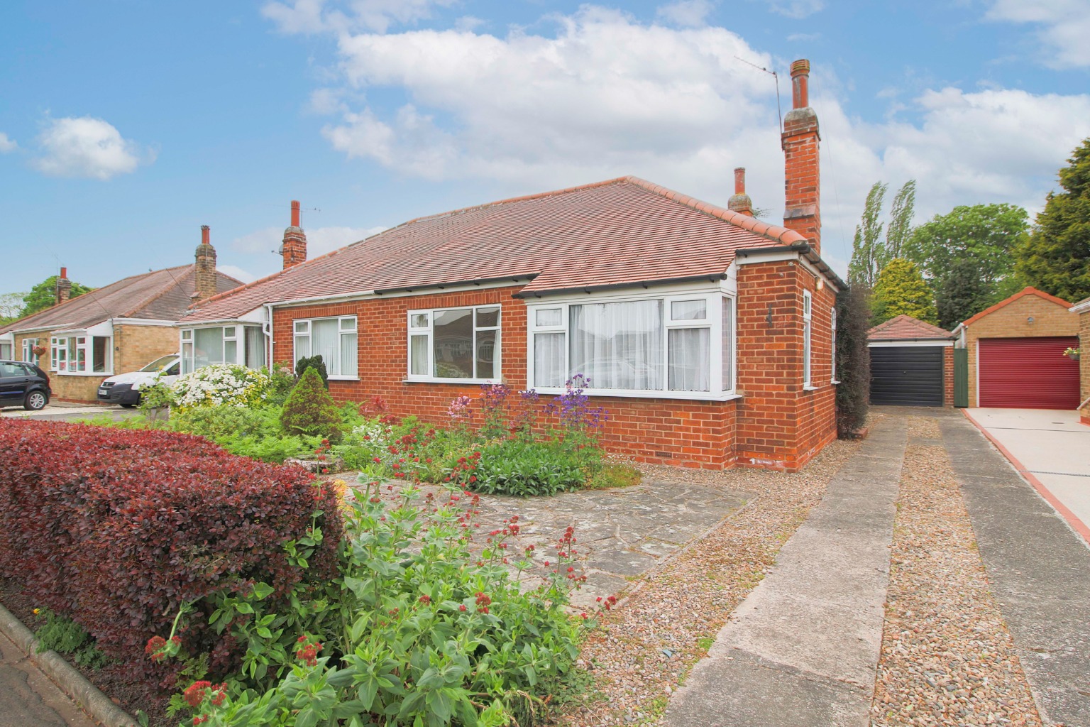 2 bed semi-detached bungalow for sale in Beech Lawn, Hull, HU10