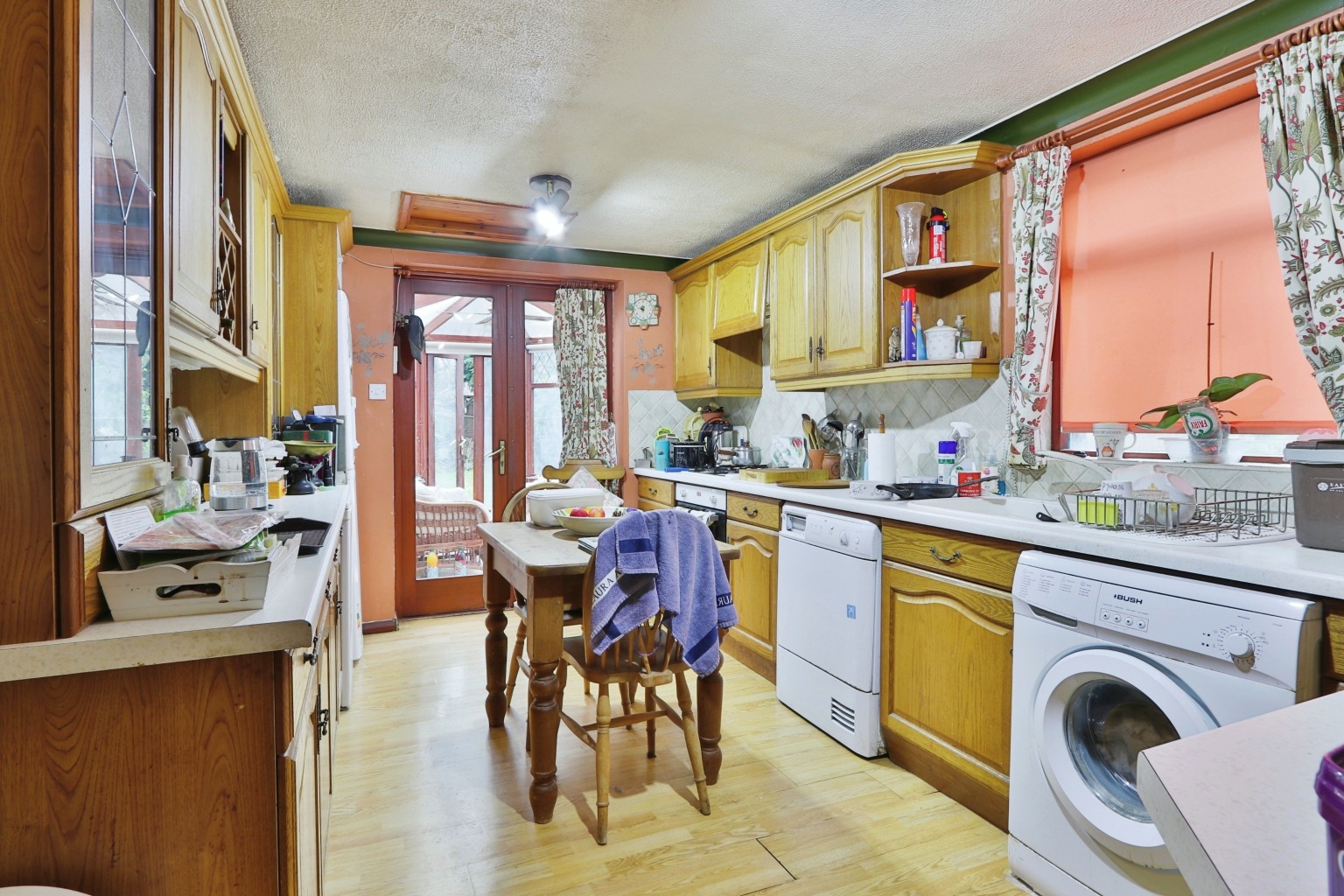 3 bed terraced house for sale in Kingston Road, Hull  - Property Image 2