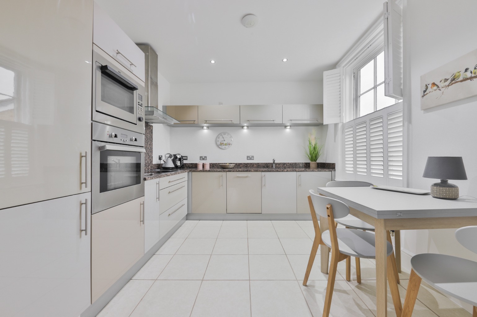 2 bed flat for sale in Main Street, Hull  - Property Image 4