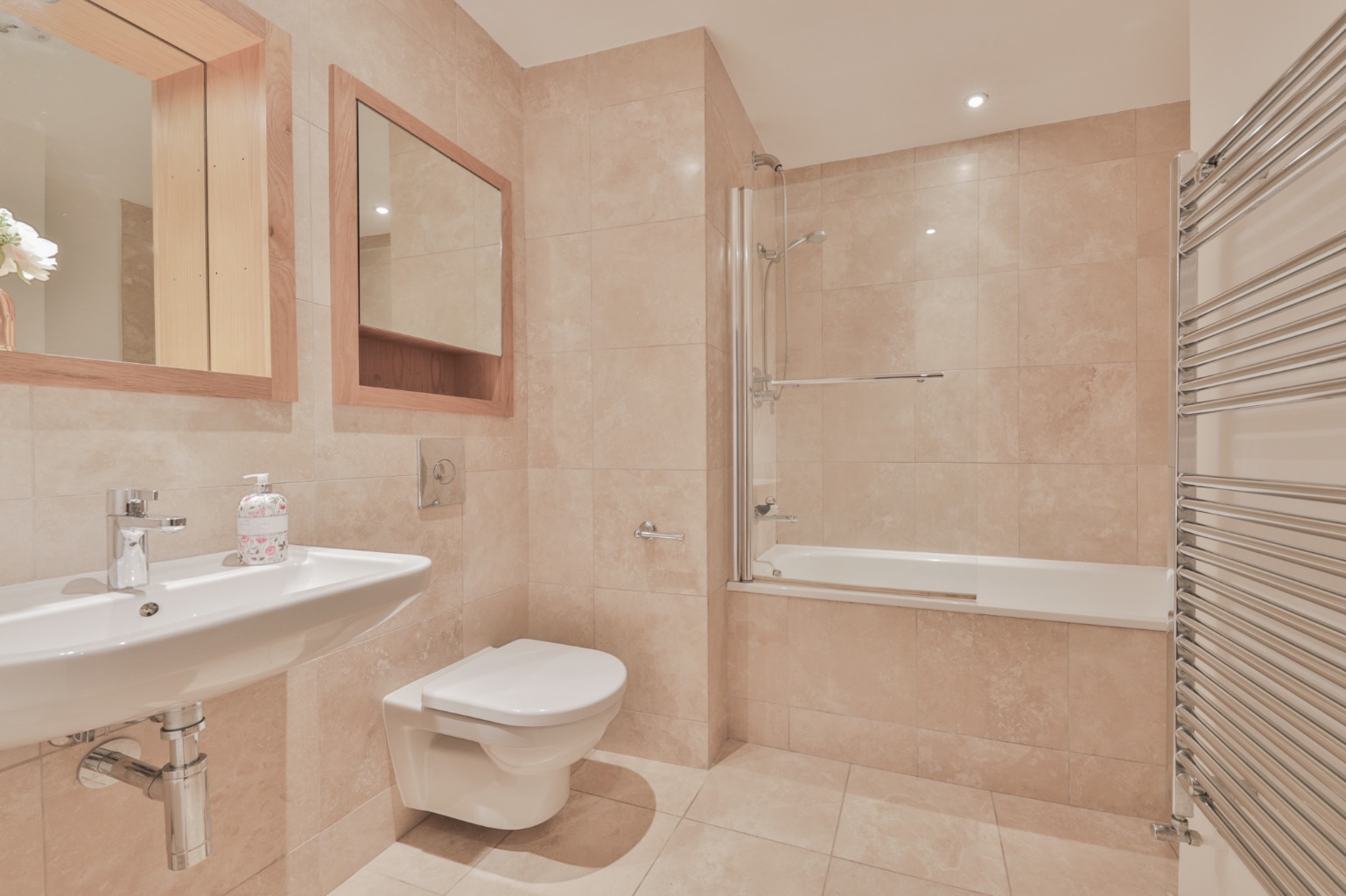 2 bed flat for sale in Main Street, Hull  - Property Image 7