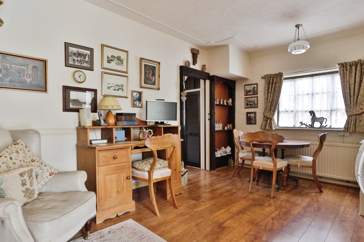 2 bed semi-detached house for sale in Sunbeam Road, Hull  - Property Image 3
