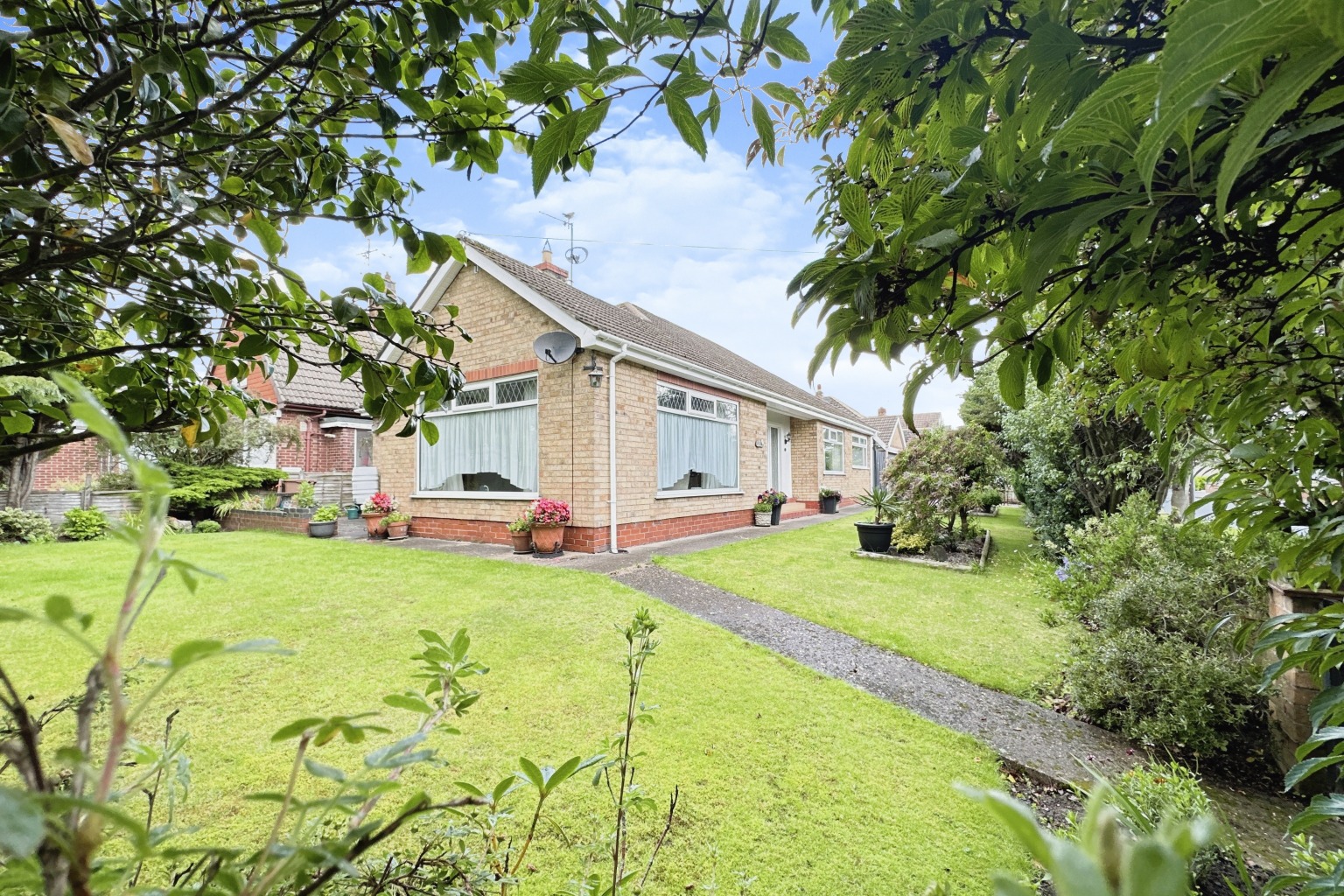 3 bed detached bungalow for sale in The Lunds, Hull  - Property Image 17