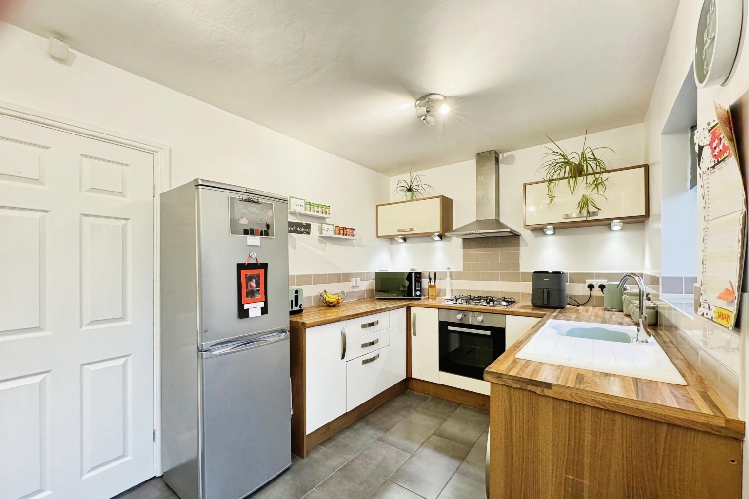 3 bed terraced house for sale in Saltash Road, Hull  - Property Image 5