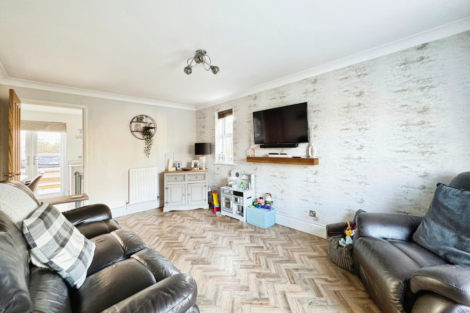 3 bed semi-detached house for sale in Green Lane, Hessle  - Property Image 7