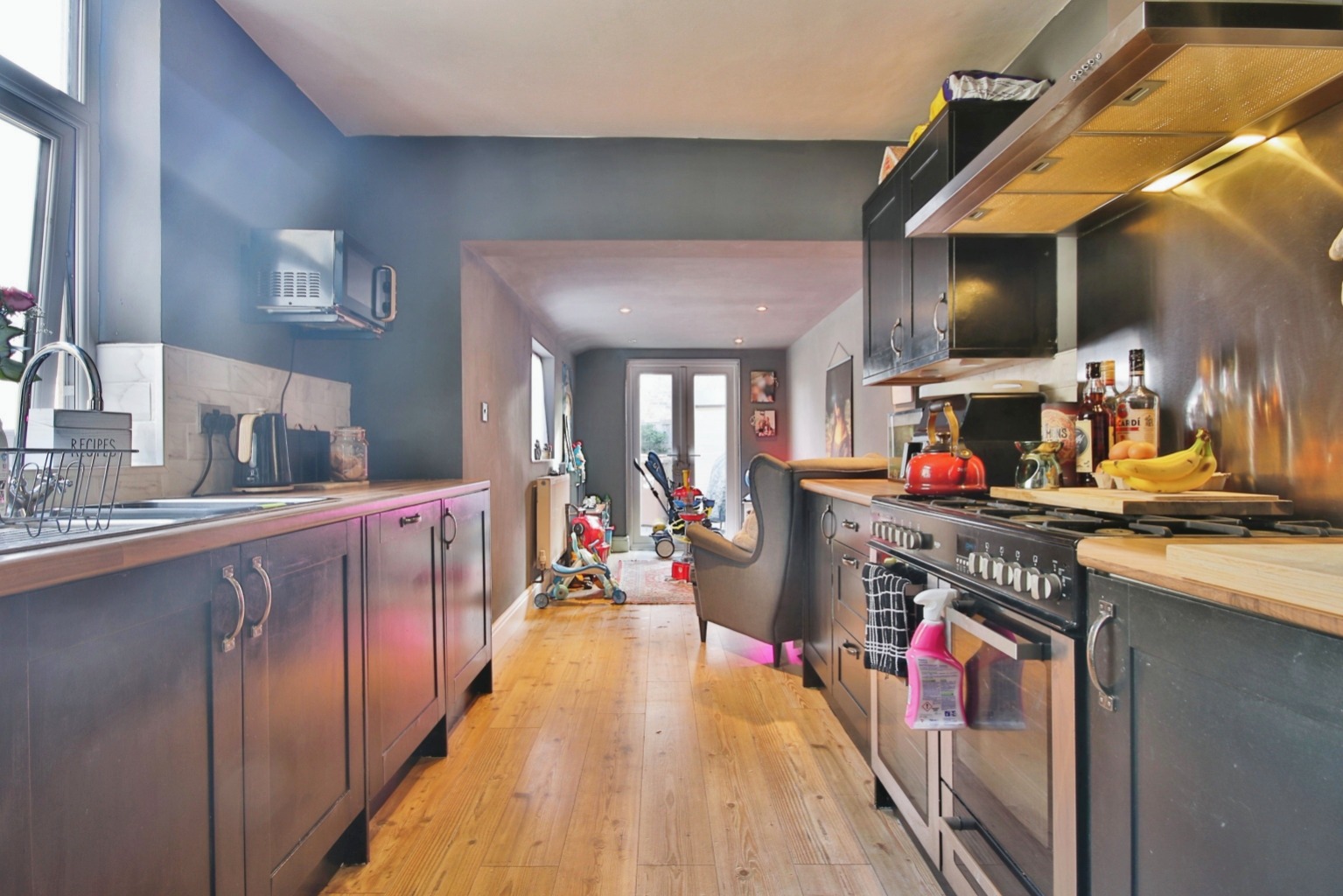 2 bed terraced house for sale in Hull Road, Hessle  - Property Image 3