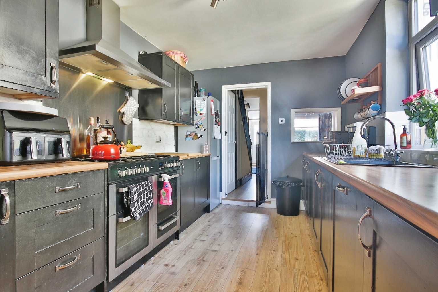 2 bed terraced house for sale in Hull Road, Hessle  - Property Image 2