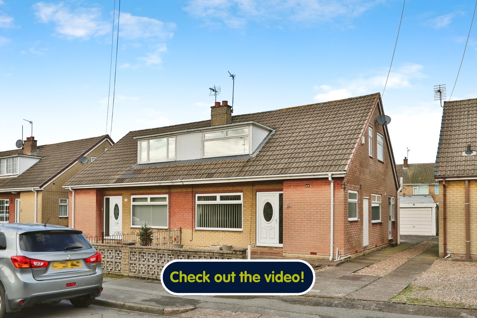 2 bed semi-detached bungalow for sale in Kelston Drive, Hessle - Property Image 1