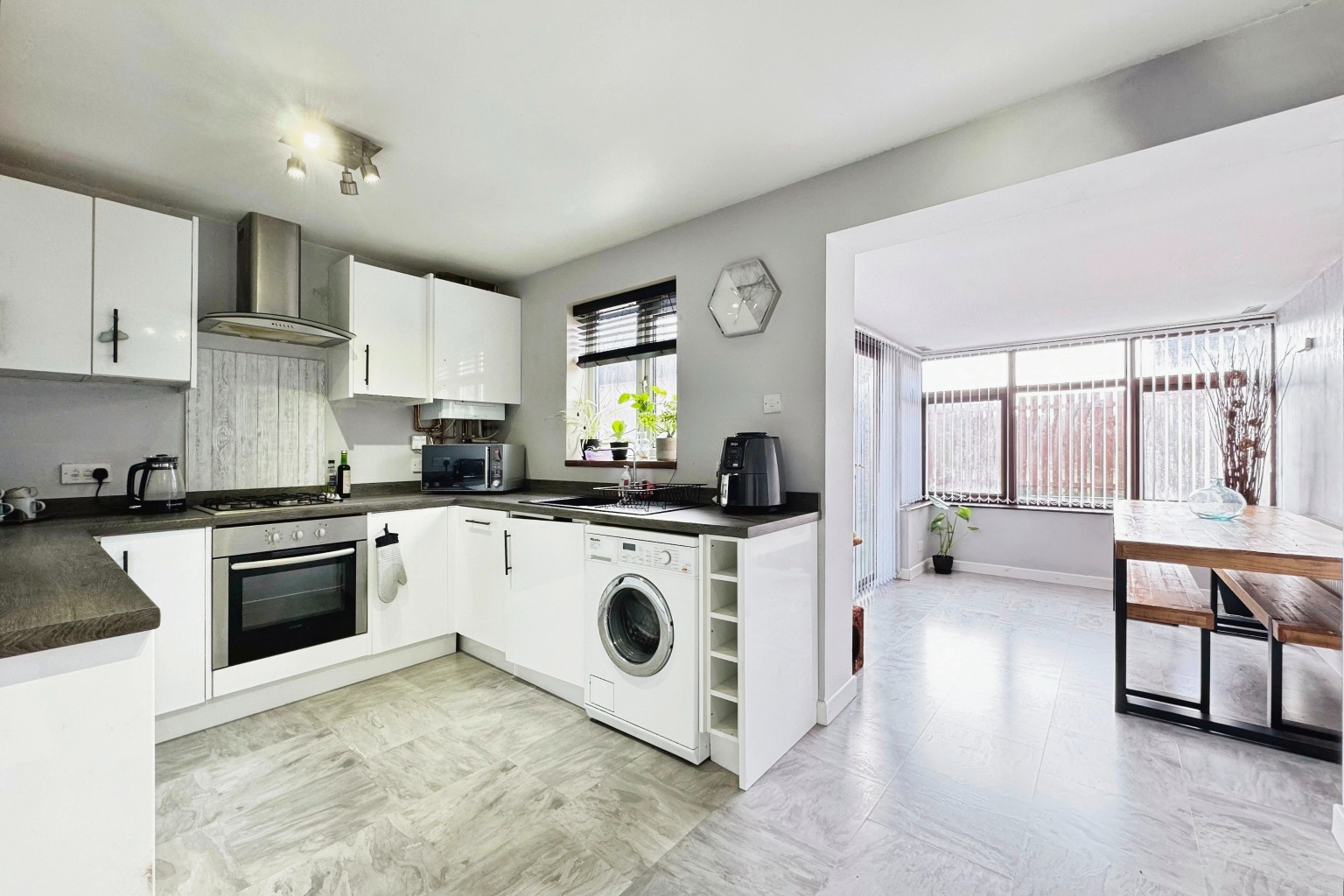 3 bed semi-detached house for sale in Ashdene Close, Hull  - Property Image 2