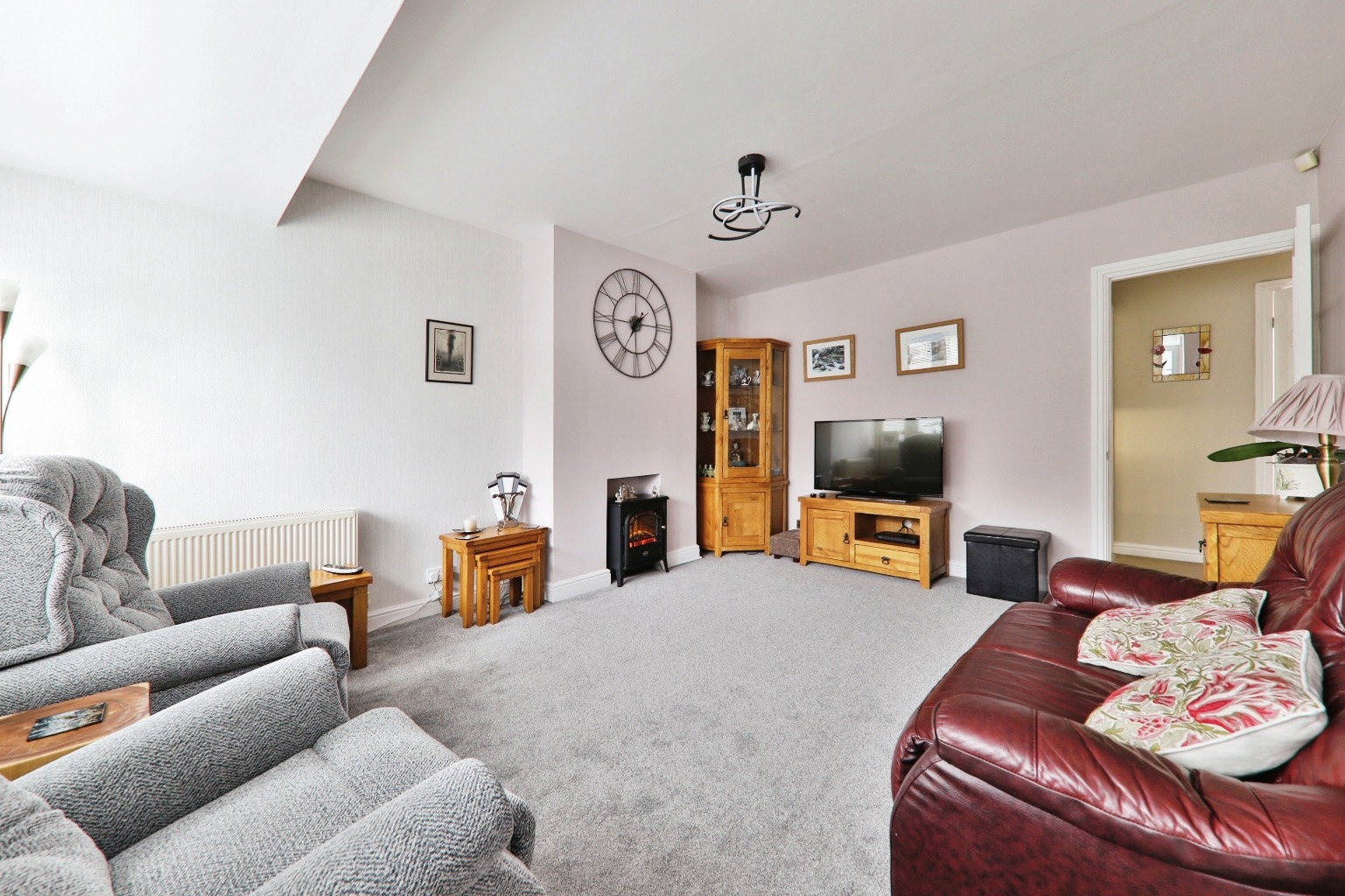 3 bed semi-detached bungalow for sale in The Lunds, Hull  - Property Image 5