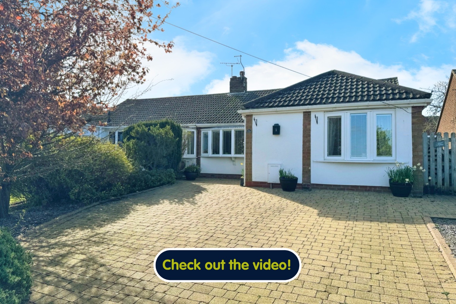 3 bed semi-detached bungalow for sale in The Lunds, Hull  - Property Image 1