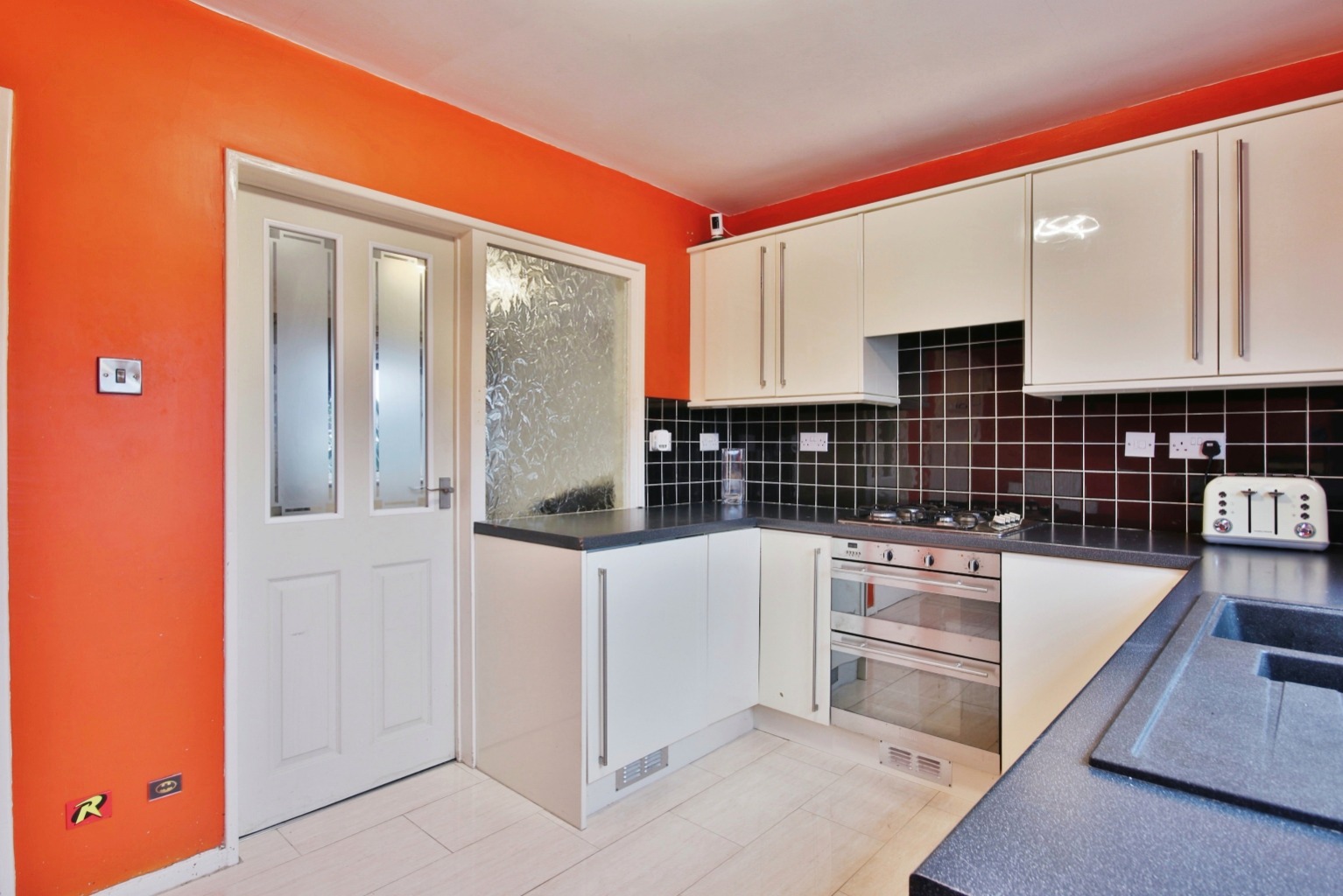 2 bed terraced house for sale in Benedict Road, Hull  - Property Image 2