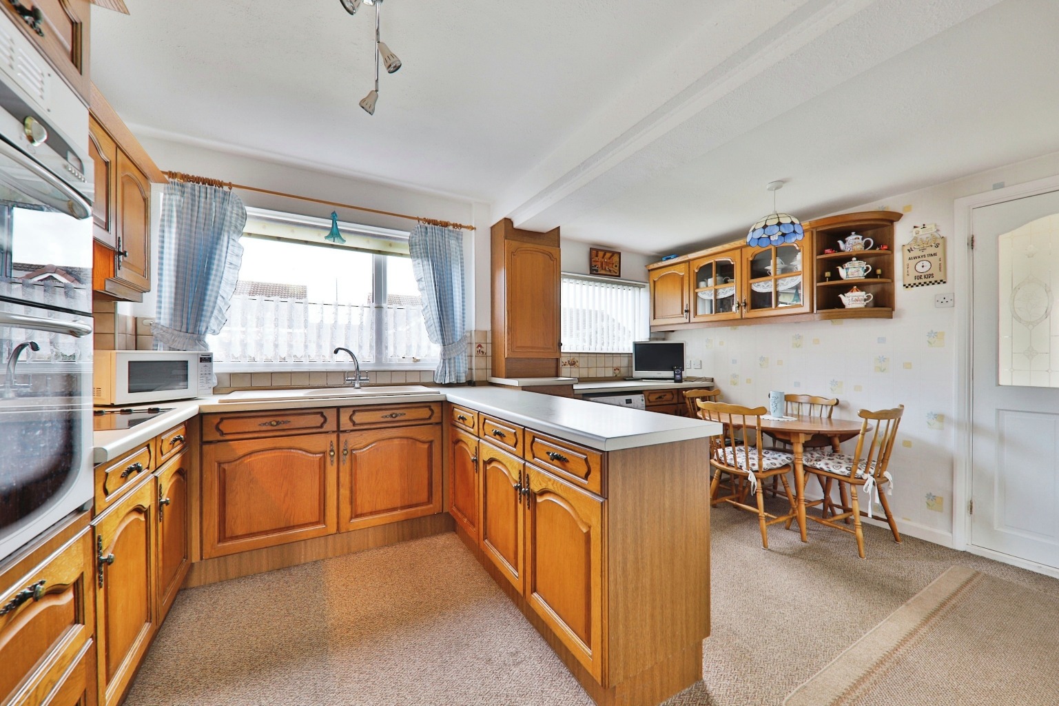3 bed semi-detached house for sale in Ladysmith Road, Hull  - Property Image 2