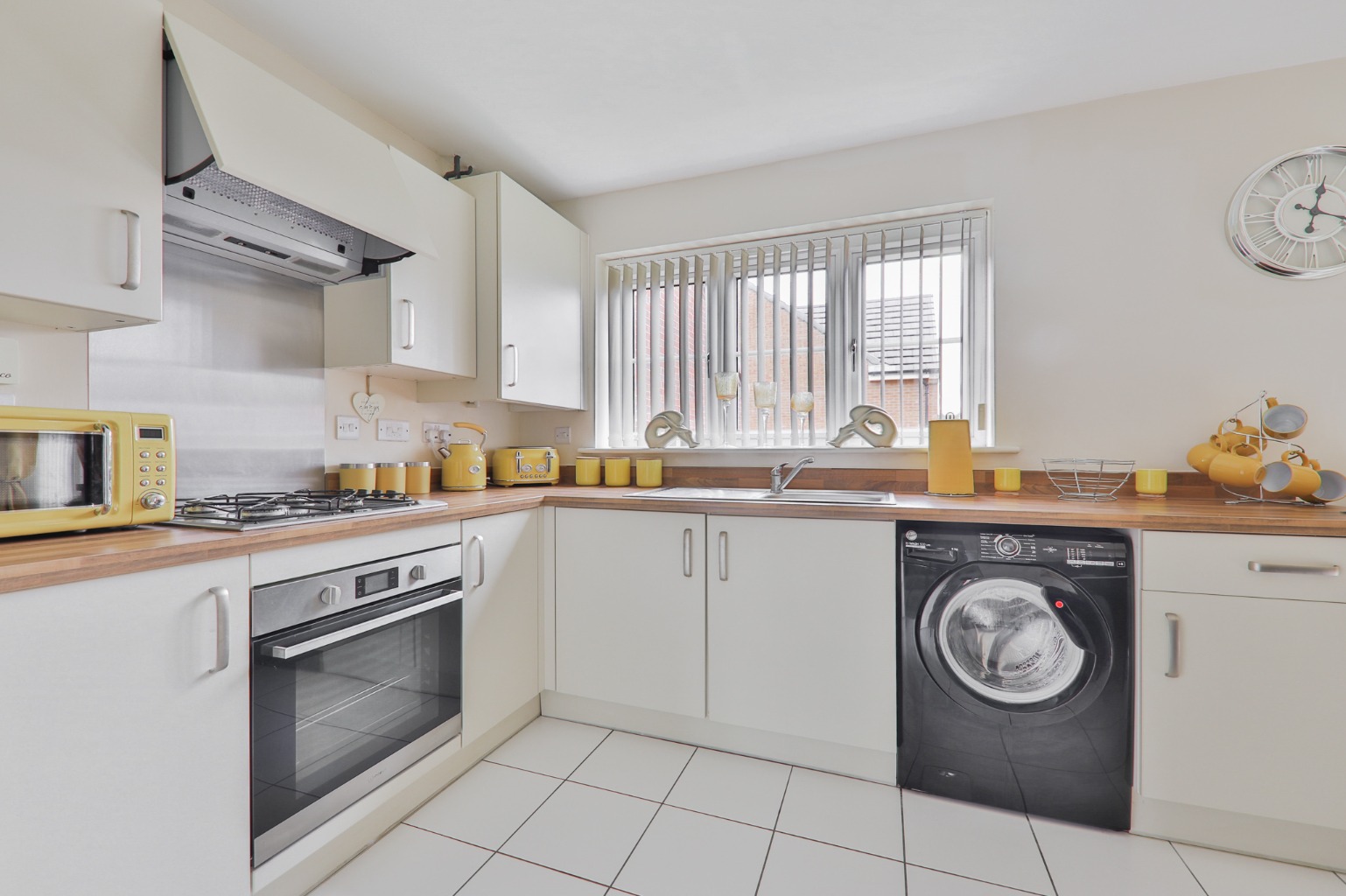 3 bed detached house for sale in Cherry Avenue, Hessle, HU13