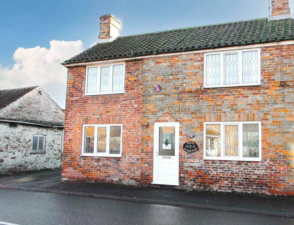 3 bed house for sale in High Street, Wootton, DN39