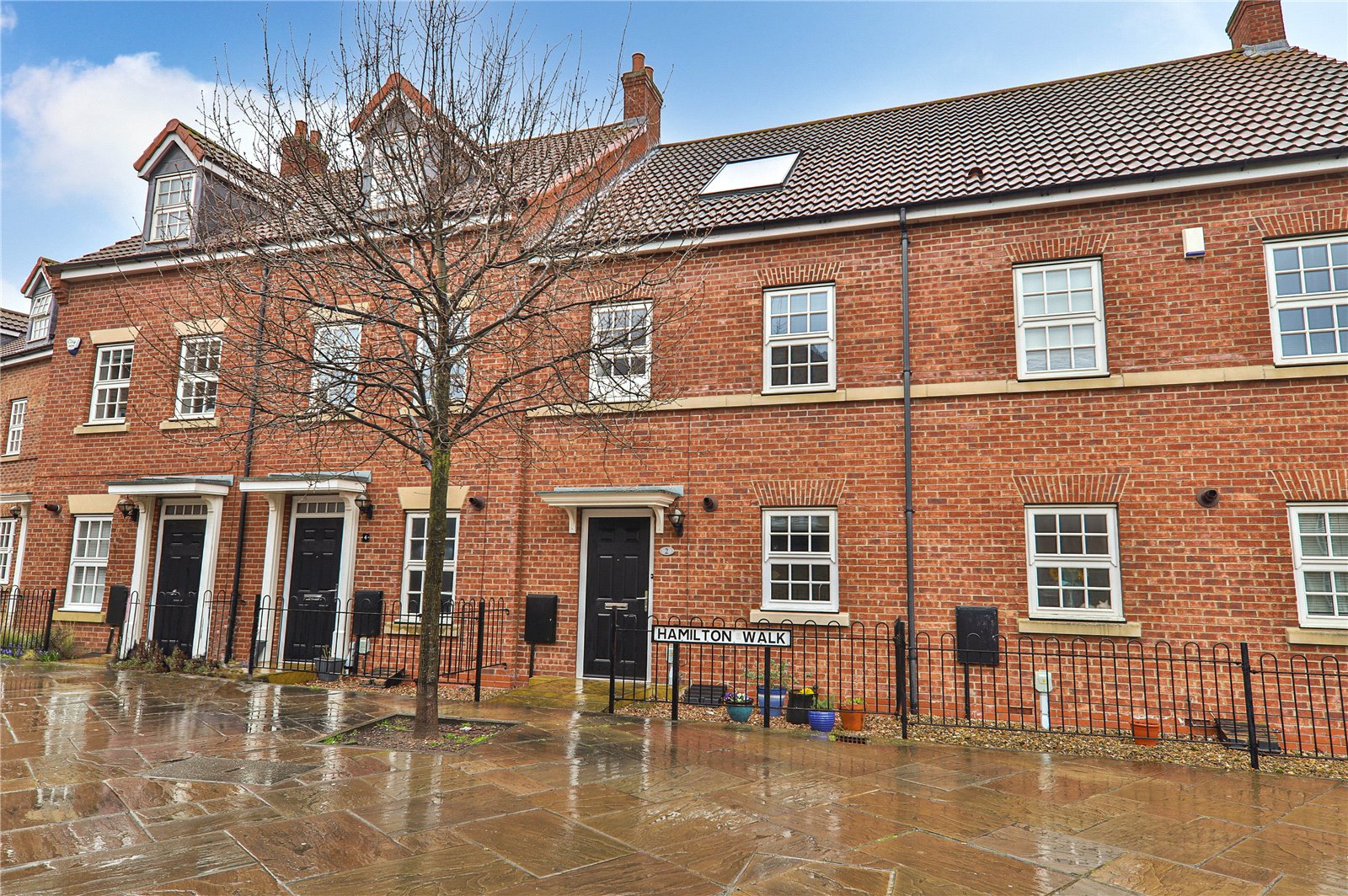 3 bed house for sale in Hamilton Walk, Beverley, HU17