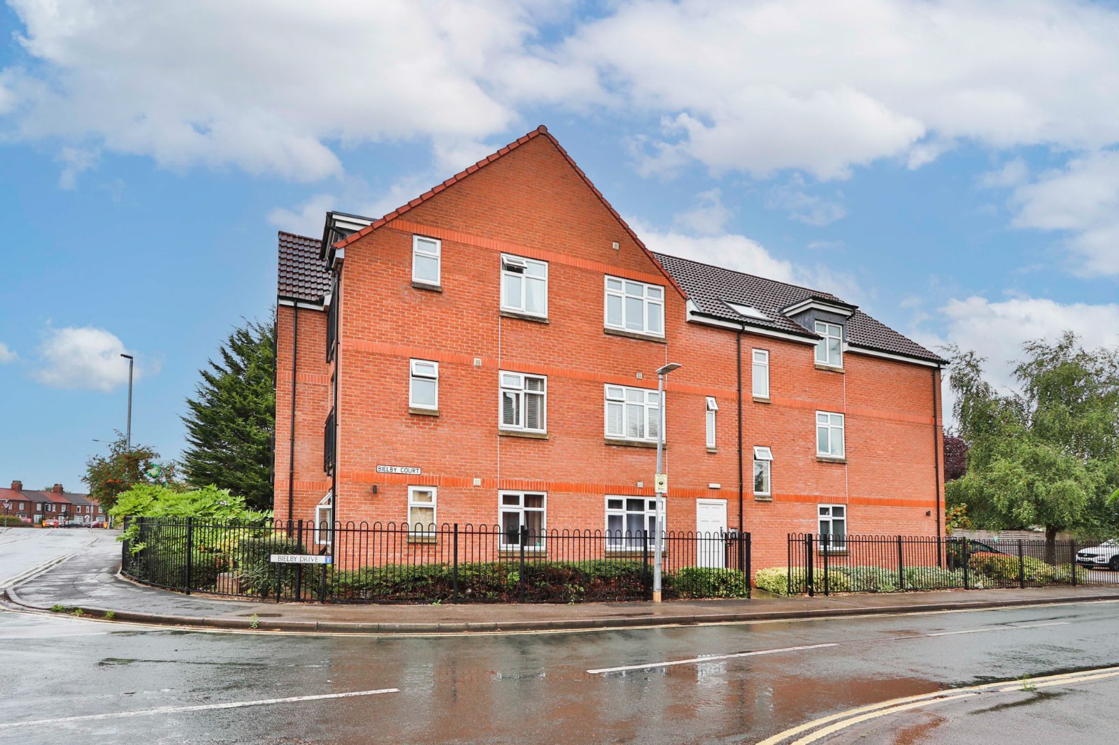 2 bed apartment for sale in Bielby Drive, Beverley, HU17