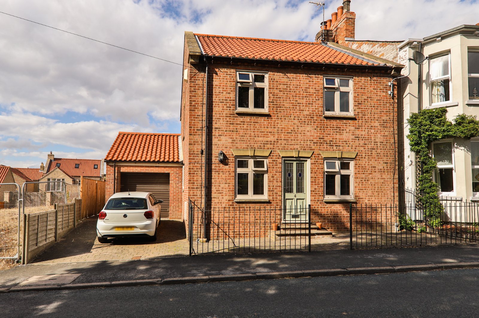 3 bed house for sale in Ratten Row, North Newbald, YO43