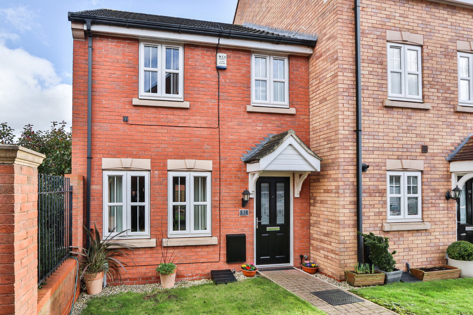 3 bed house for sale in Pools Brook Park, Kingswood 0