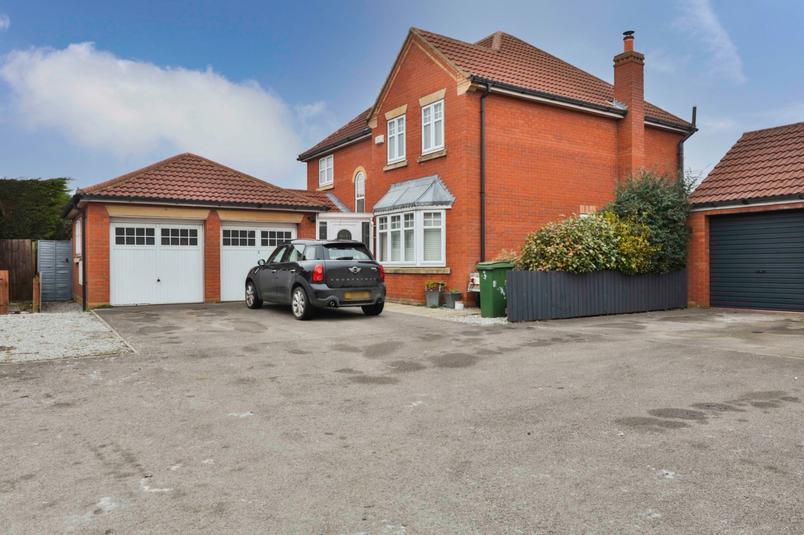 4 bed house for sale in Keld Close, Hedon 0