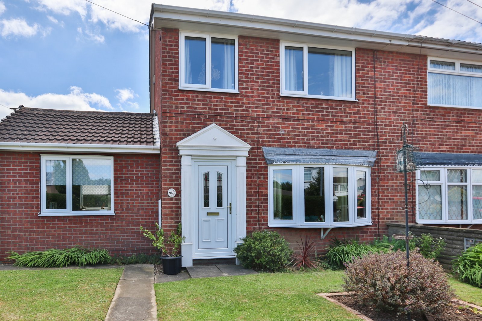 3 bed house for sale in Willowdale, Hull, HU7 
