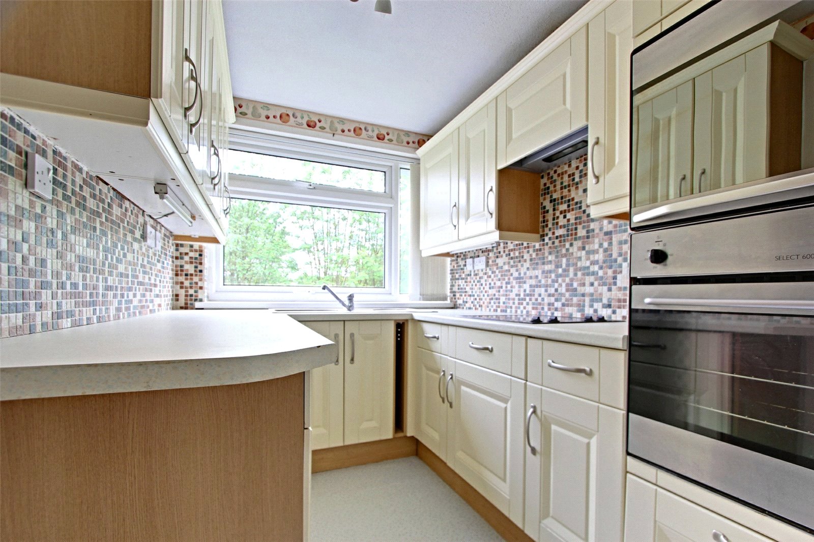 2 bed apartment for sale in St. Marys Mount, Cottingham, HU16