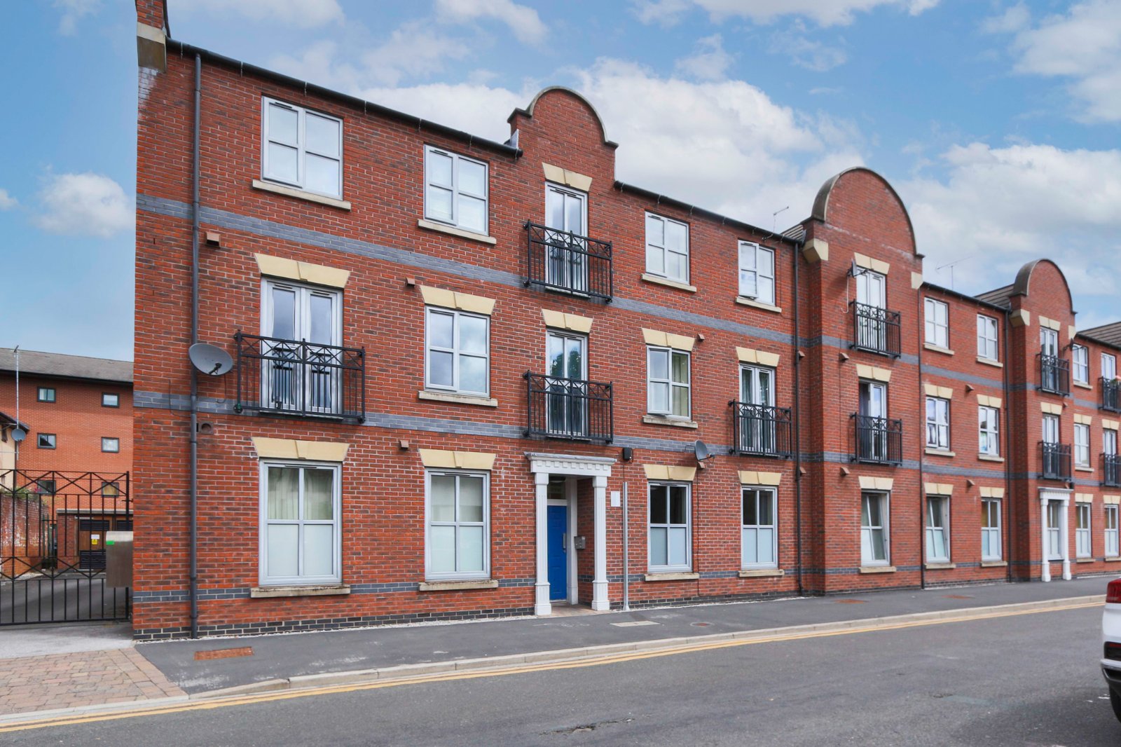 1 bed apartment for sale in Baker Street, Hull, HU2 