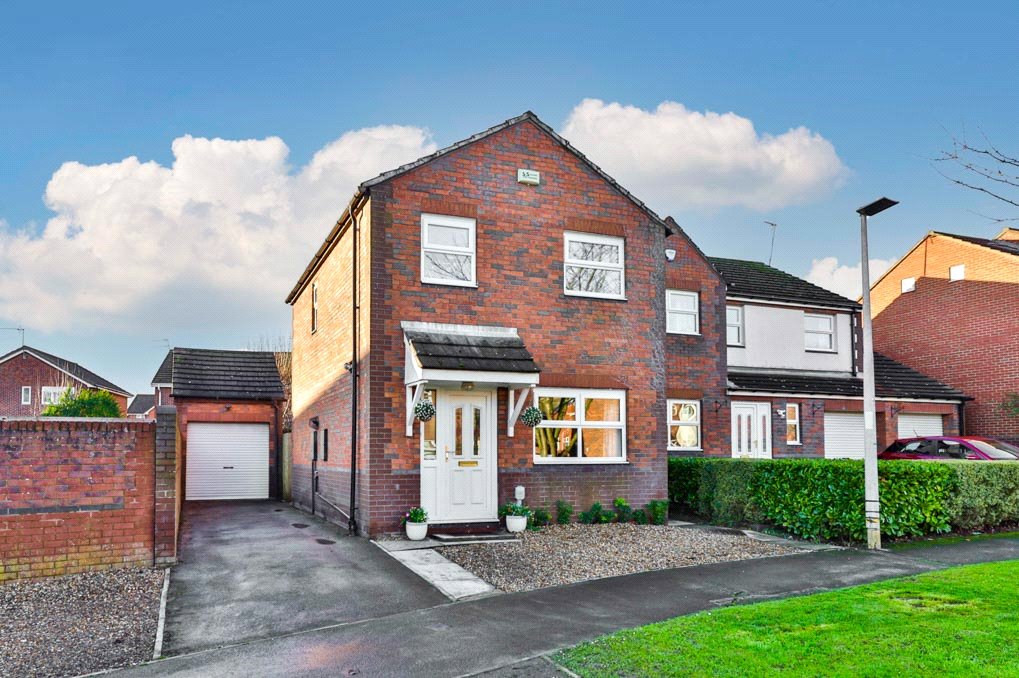 3 bed house for sale in Inglefield Close, Beverley - Property Image 1