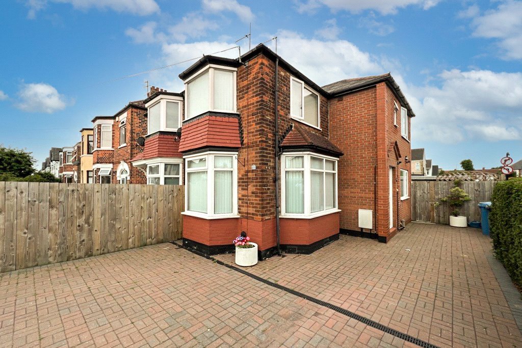 3 bed house for sale in Belgrave Drive, Hull, HU4 