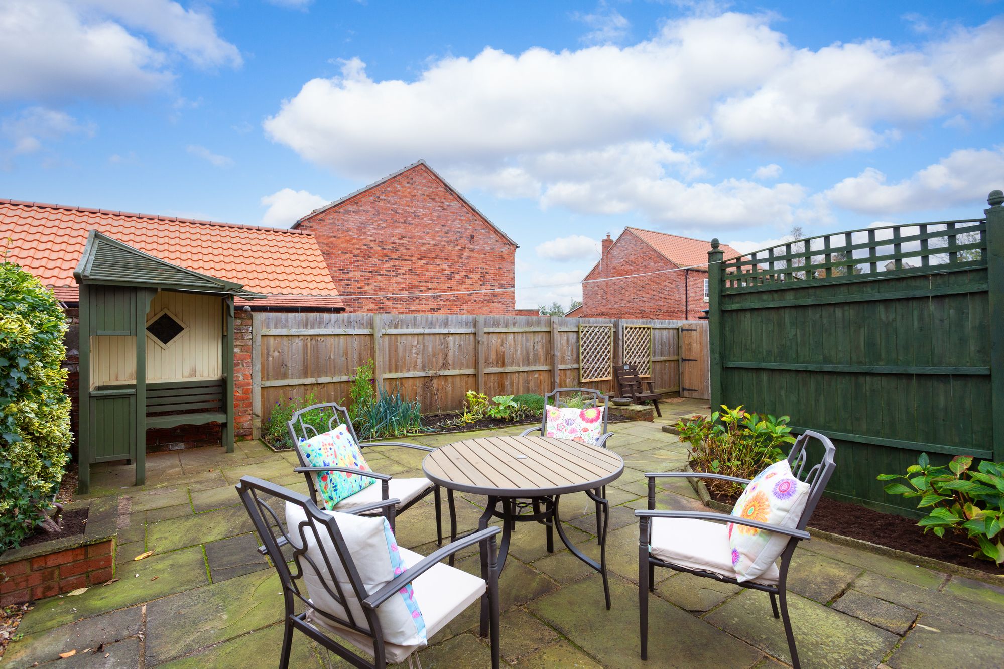 2 bed cottage for sale in Main Street, York  - Property Image 17