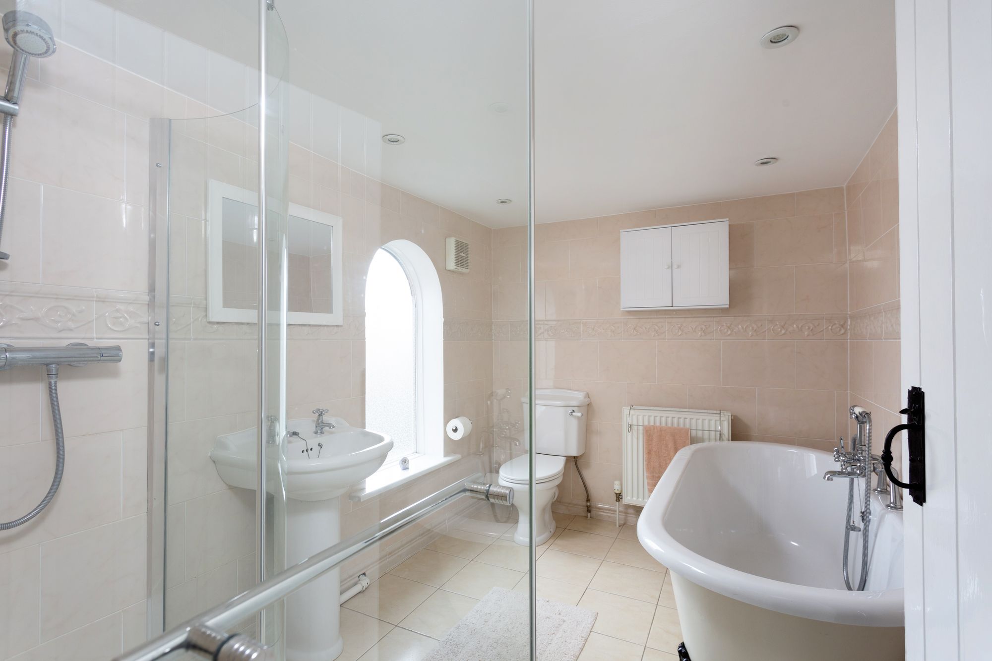 2 bed cottage for sale in Main Street, York  - Property Image 15
