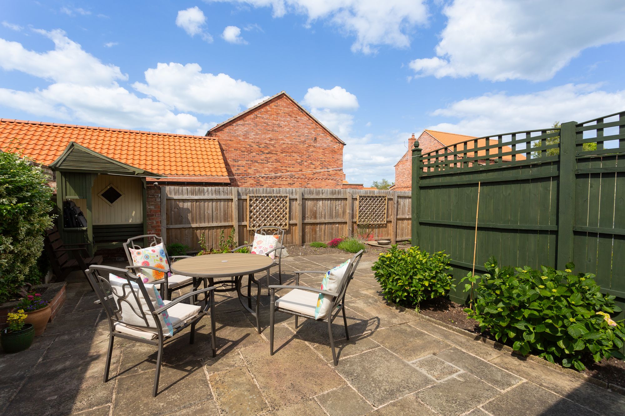 2 bed cottage for sale in Main Street, York  - Property Image 17