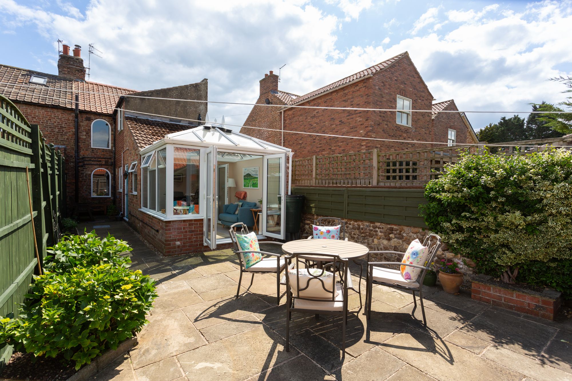 2 bed cottage for sale in Main Street, York  - Property Image 18