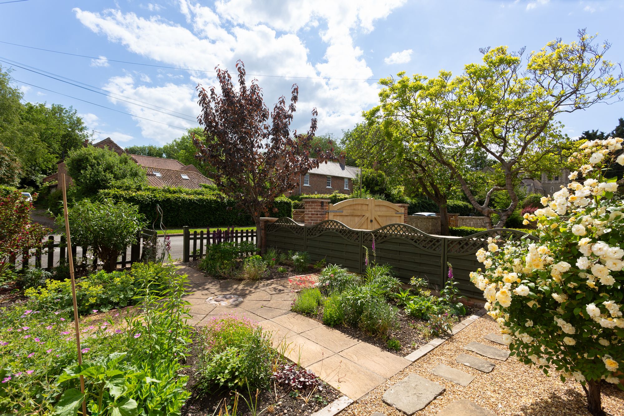 2 bed cottage for sale in Main Street, York  - Property Image 2