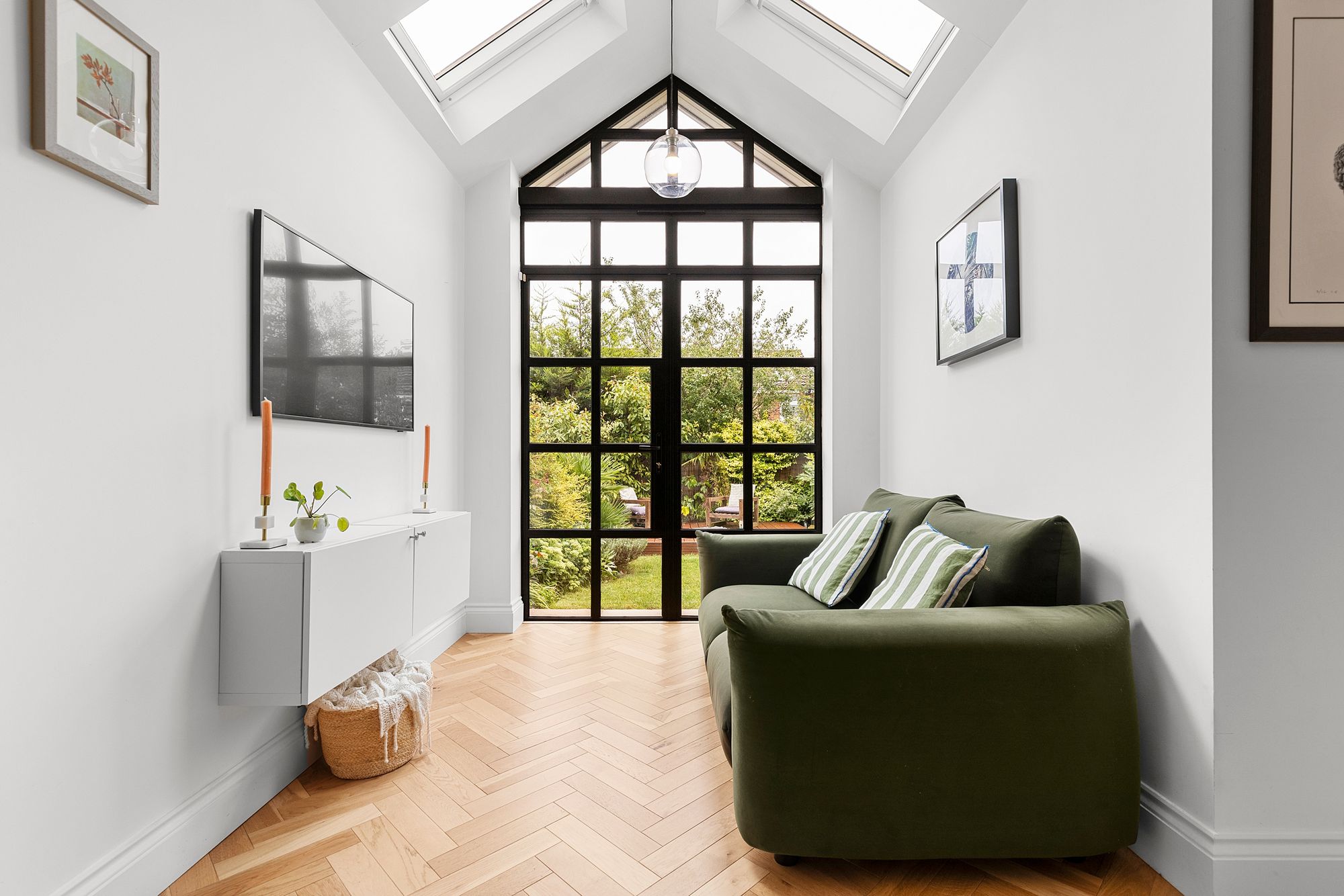 4 bed detached house for sale in Barons Crescent, York  - Property Image 3