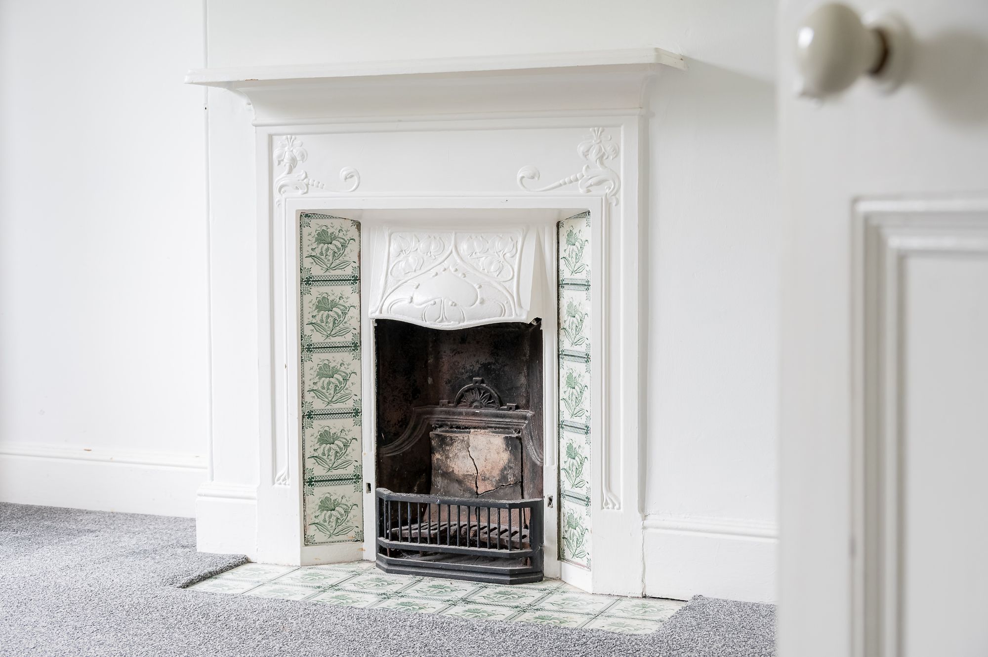 2 bed mid-terraced house for sale in Knavesmire Crescent, York  - Property Image 12