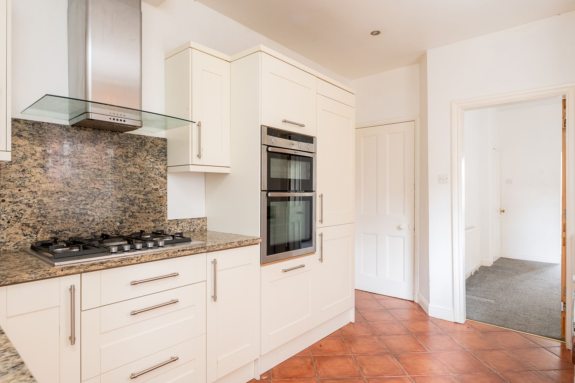 2 bed mid-terraced house for sale in Knavesmire Crescent, York  - Property Image 2