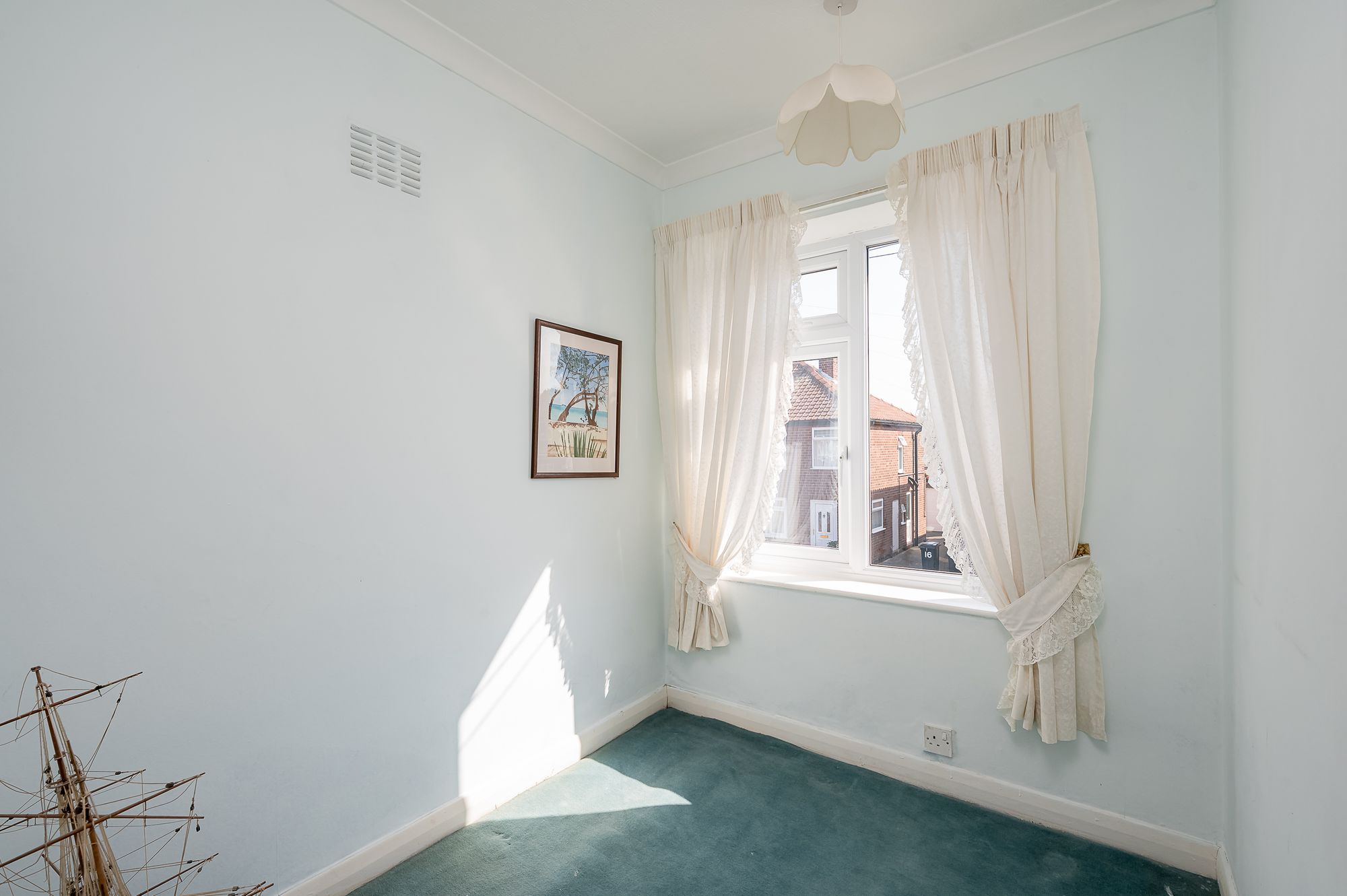 3 bed house for sale in Sherwood Grove, York  - Property Image 13