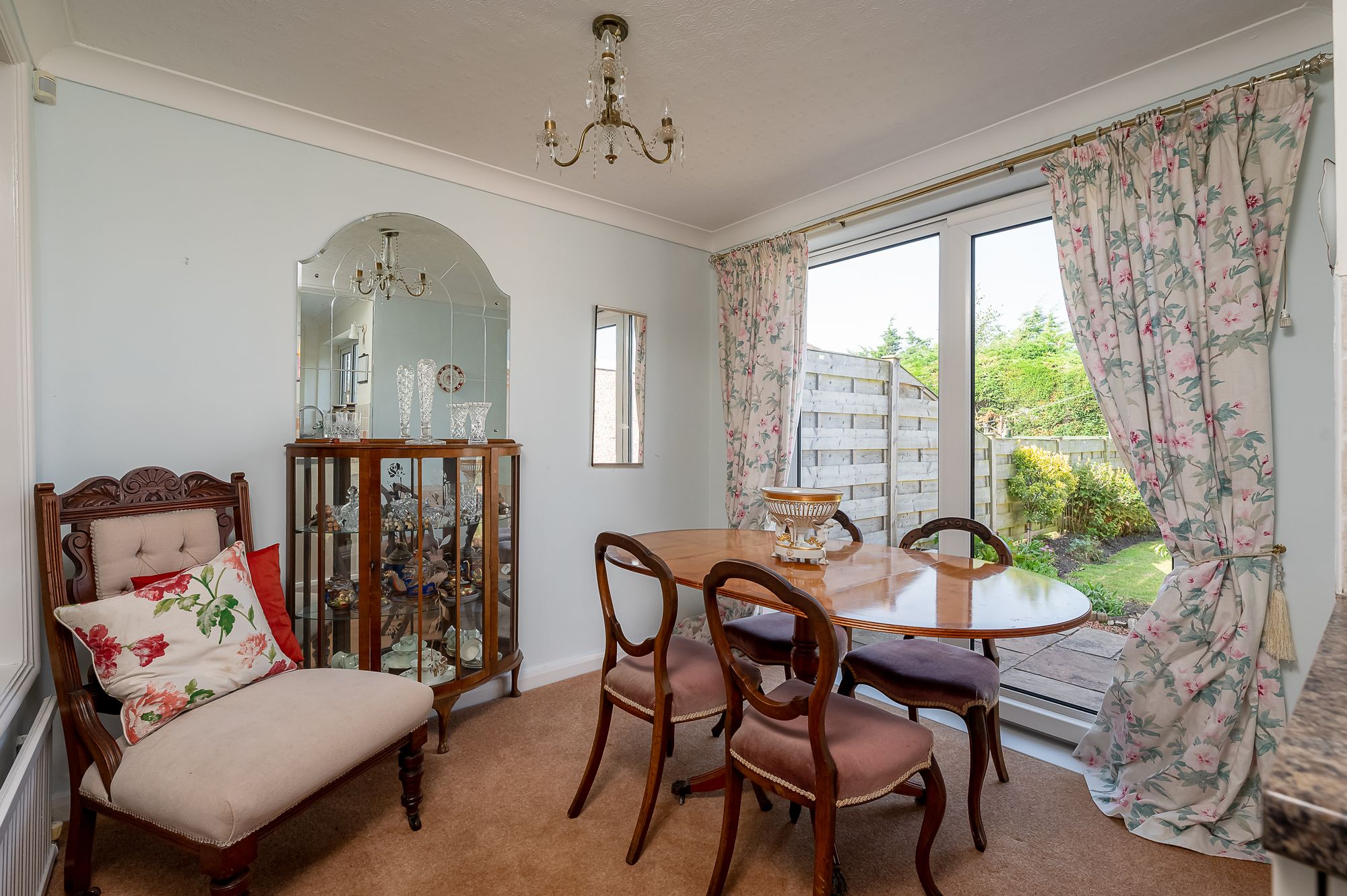 3 bed house for sale in Sherwood Grove, York  - Property Image 4