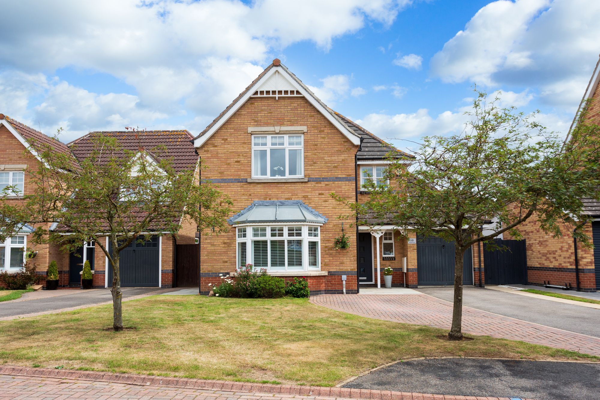 4 bed detached house for sale in Orchard Close, York, YO41