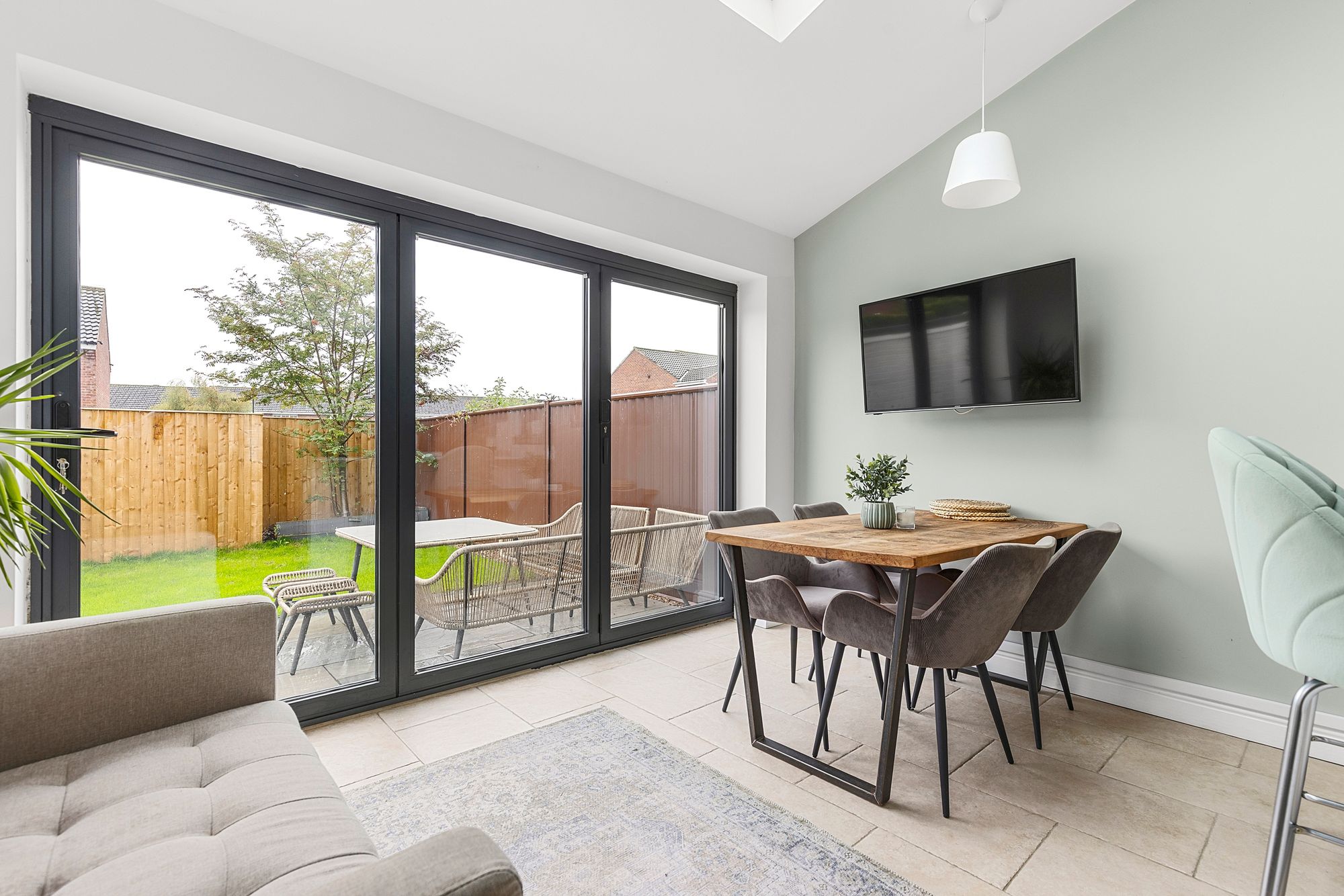 3 bed semi-detached house for sale in Bellmans Croft, York  - Property Image 9