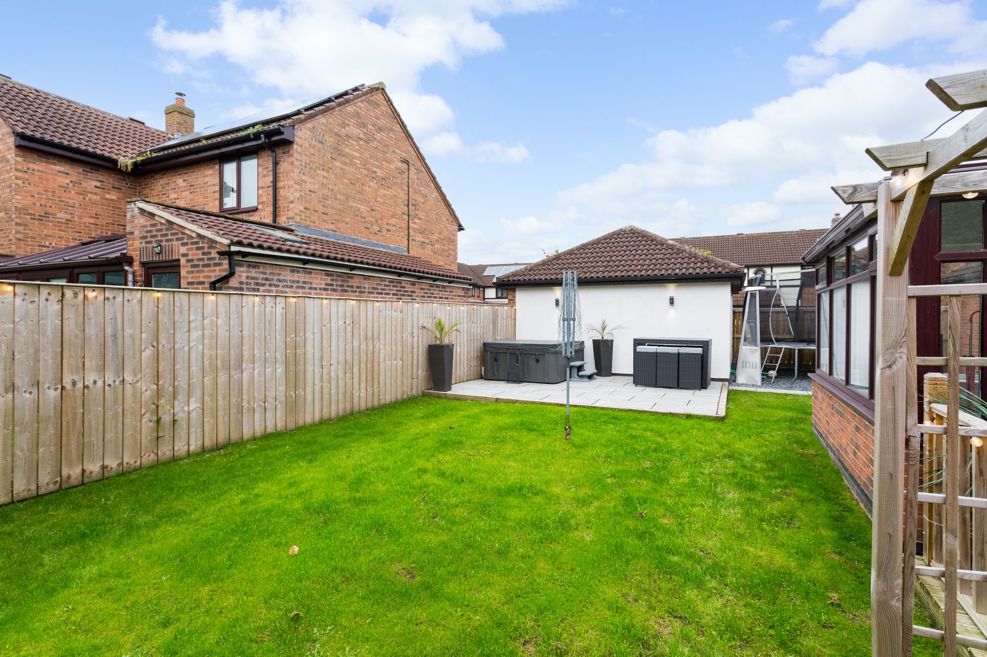 4 bed detached house for sale in Dawnay Garth, York  - Property Image 24