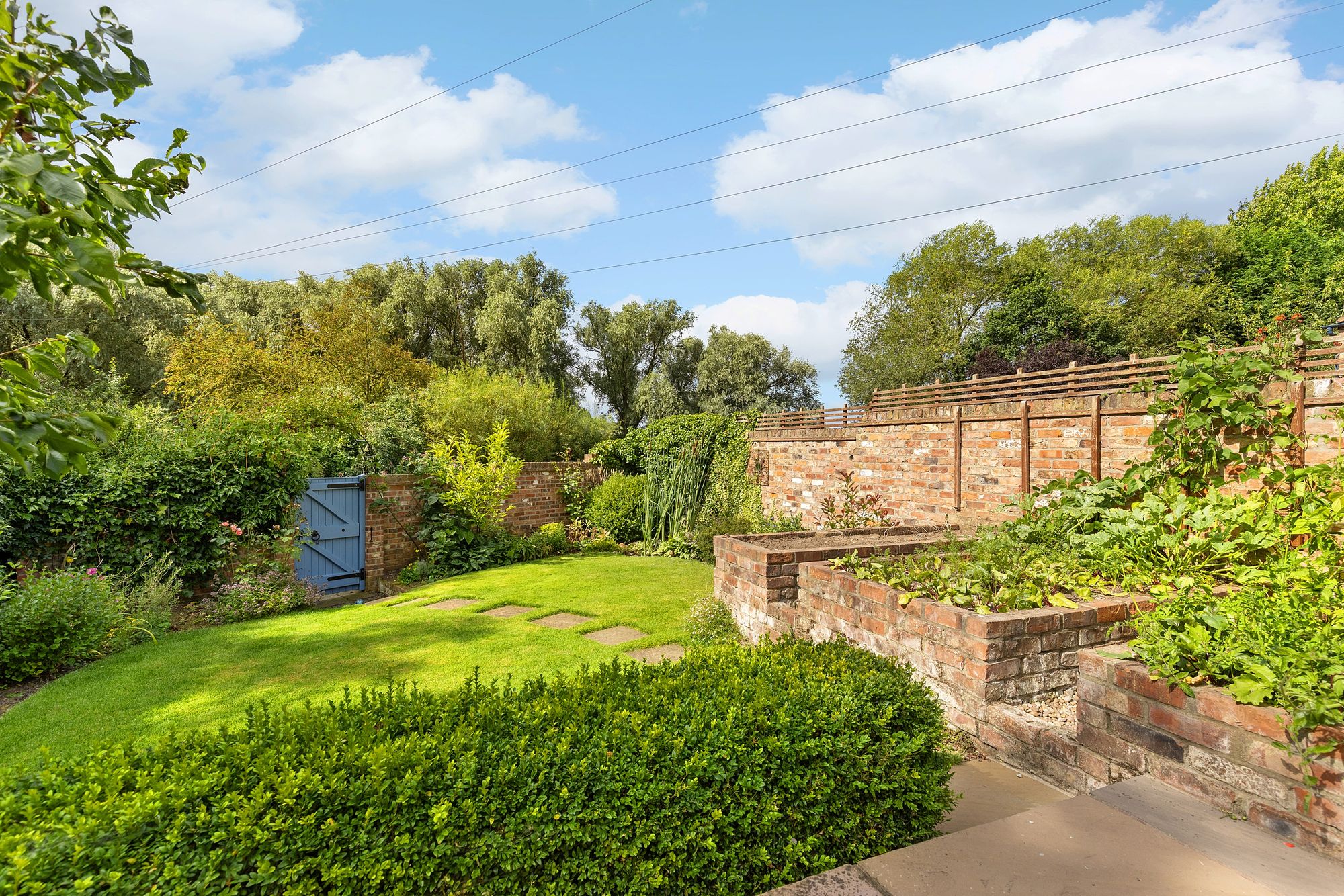 3 bed end of terrace house for sale in Church View, York  - Property Image 7