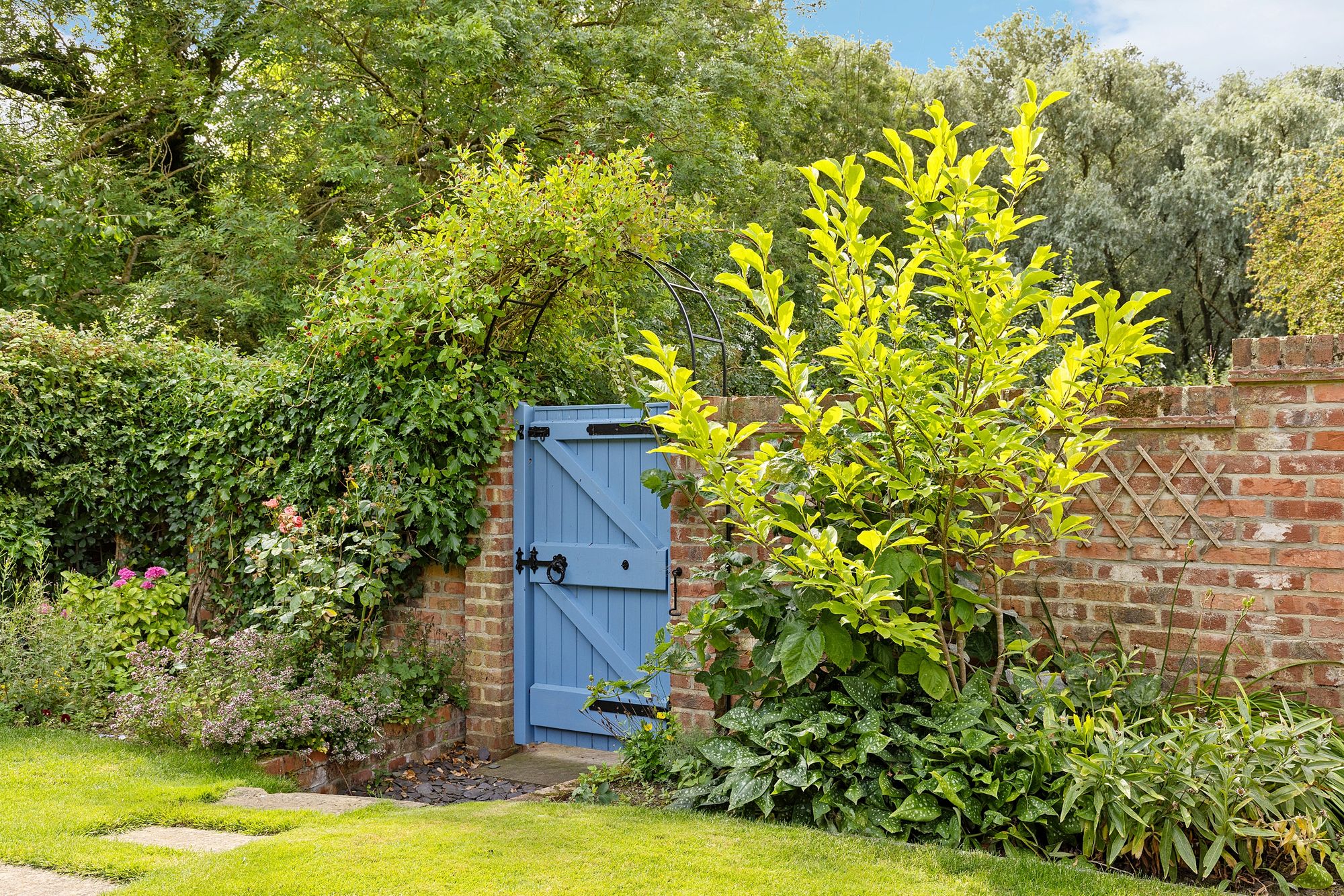 3 bed end of terrace house for sale in Church View, York  - Property Image 8