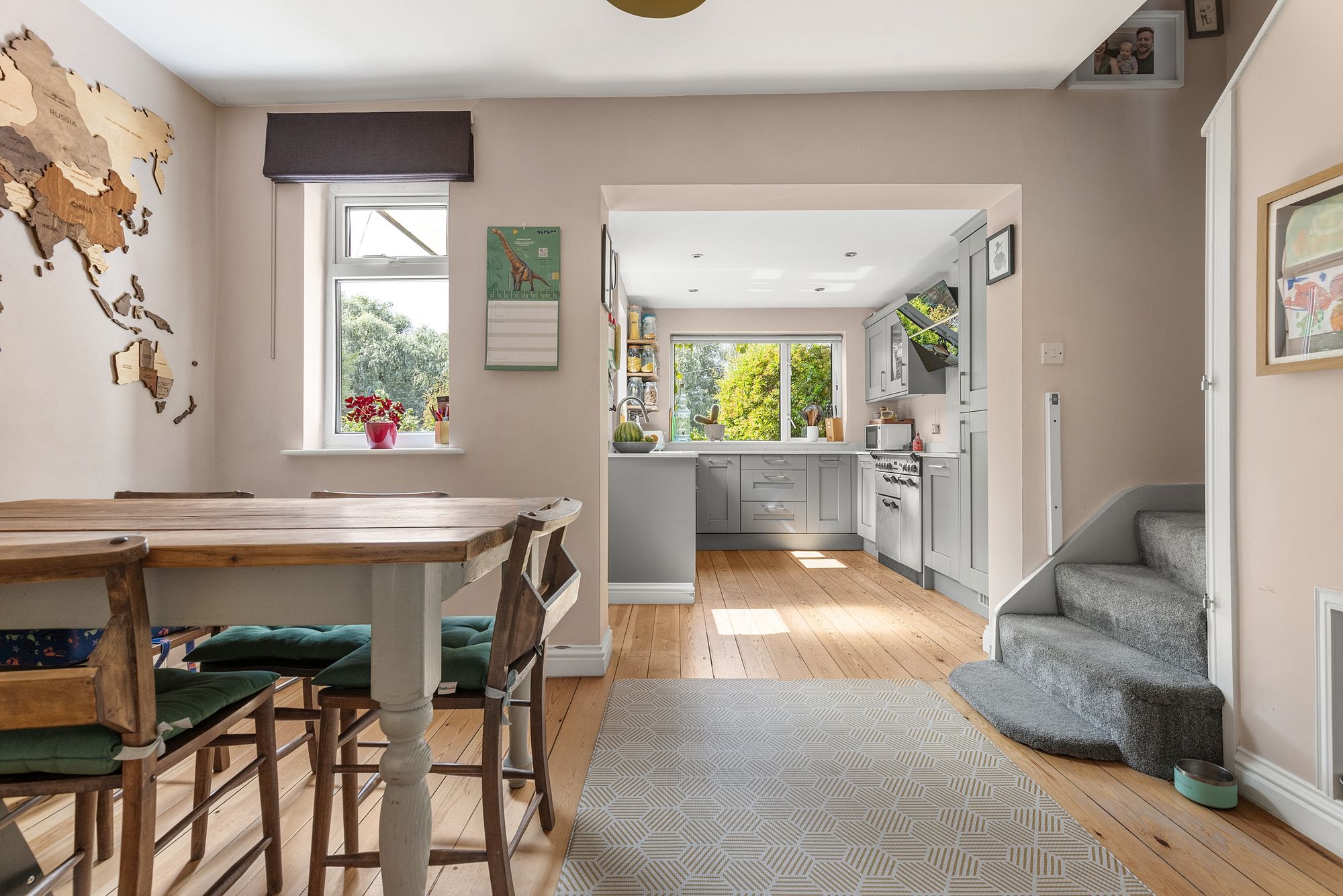 3 bed end of terrace house for sale in Church View, York  - Property Image 3