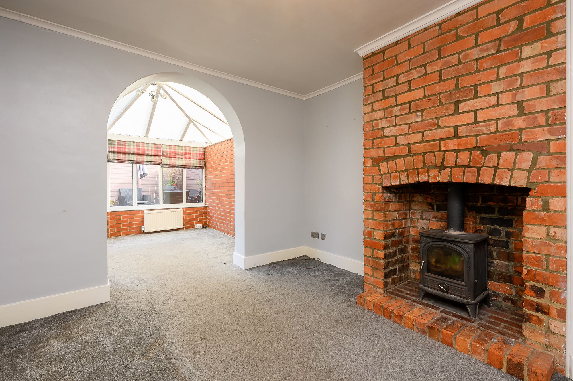 4 bed semi-detached house for sale in Calcaria Road, Tadcaster  - Property Image 2