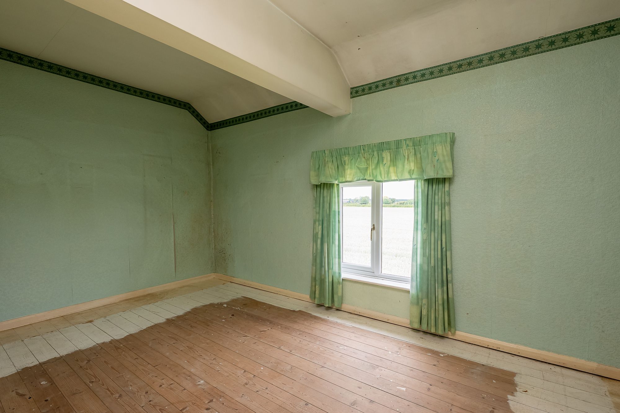3 bed semi-detached cottage for sale in Bolton Percy, York  - Property Image 14
