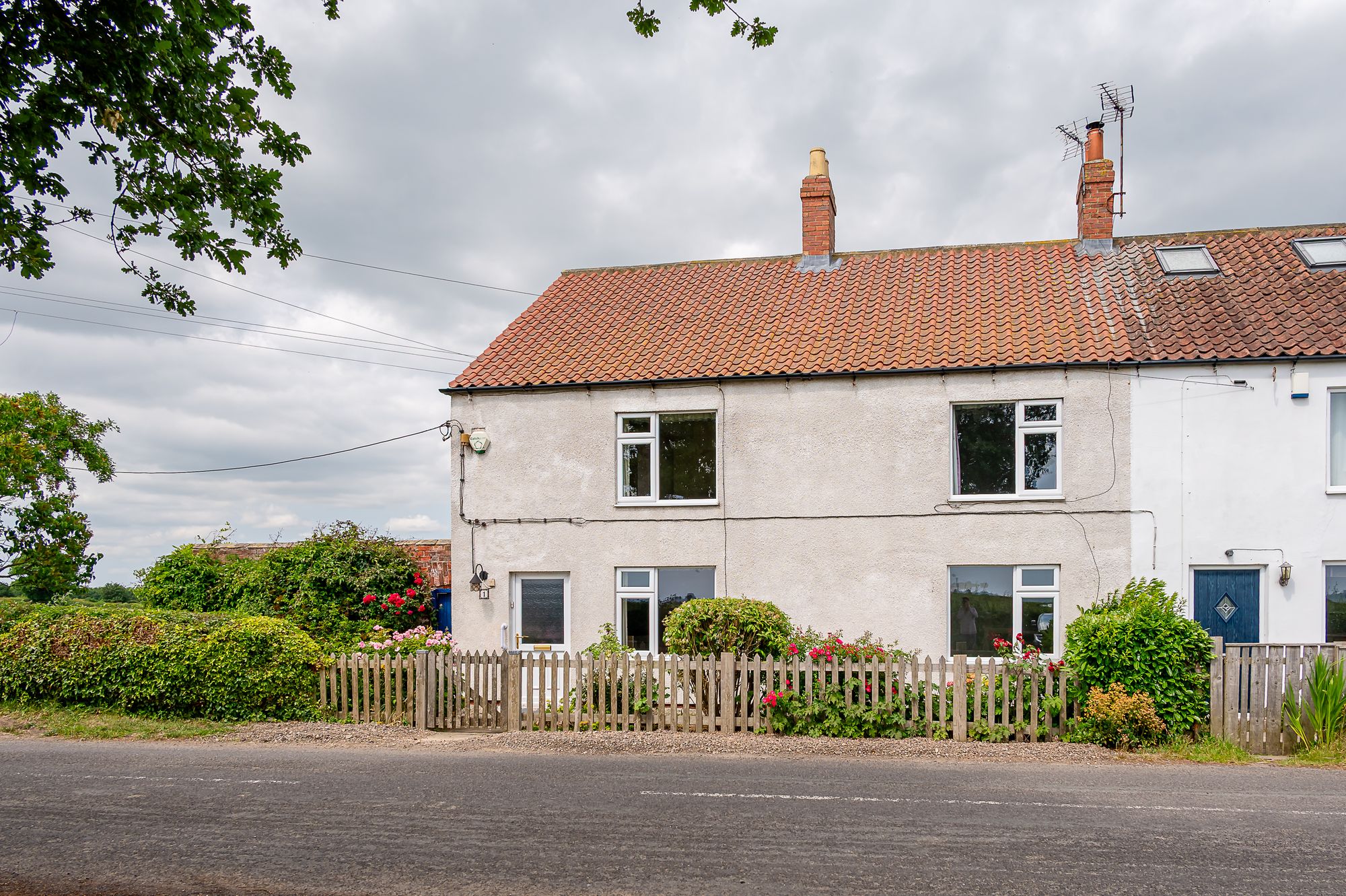 3 bed semi-detached cottage for sale in Bolton Percy, York  - Property Image 3