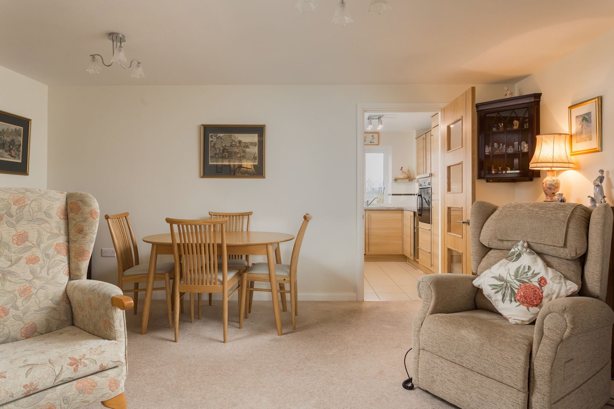 2 bed apartment for sale in Top Lane, York  - Property Image 2