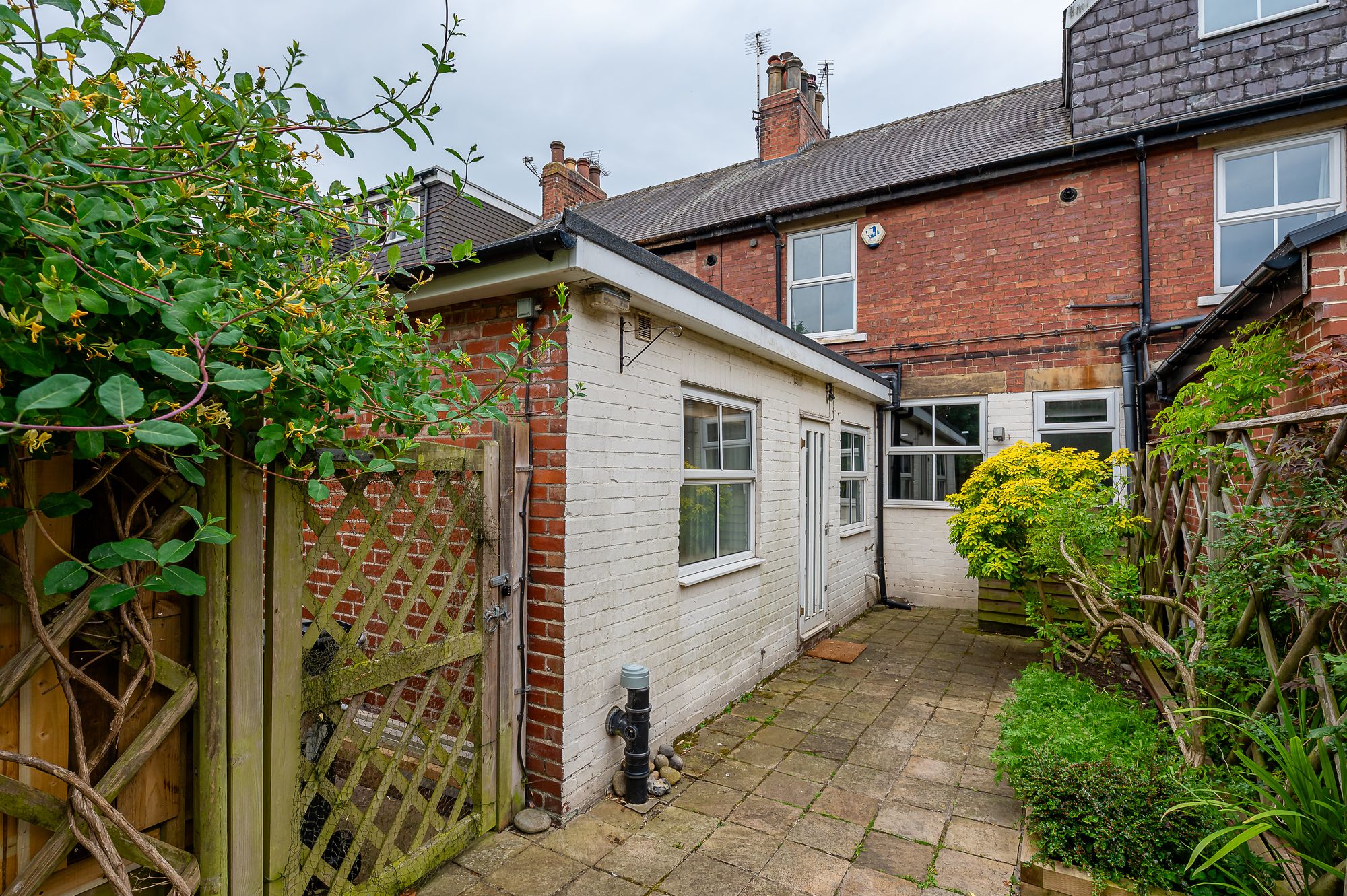 2 bed mid-terraced house for sale in St. Joseph's Street, Tadcaster  - Property Image 5