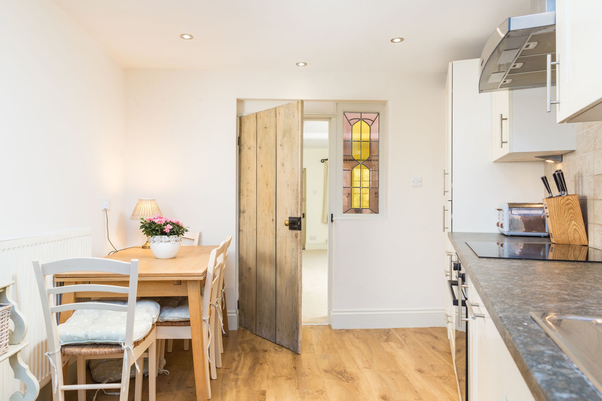 2 bed cottage for sale in Church Street, York  - Property Image 5